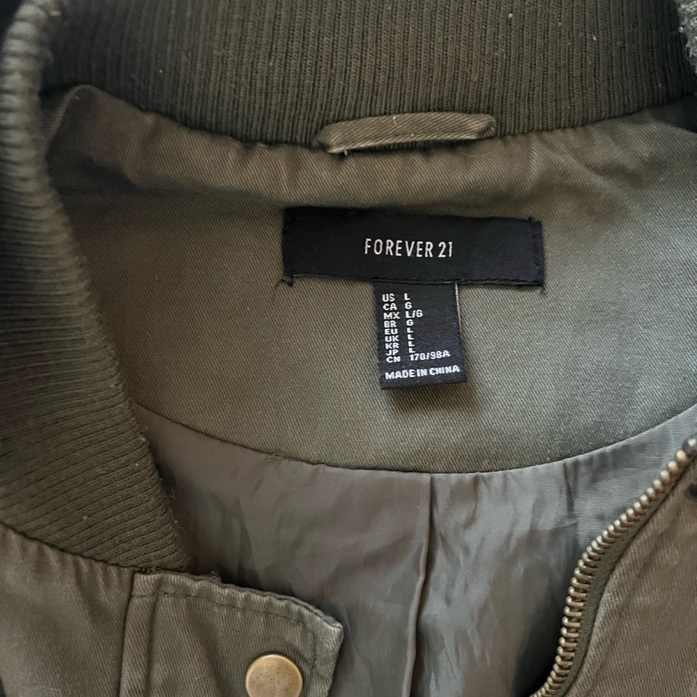 Green Utility Jacket - Picture 3 of 3